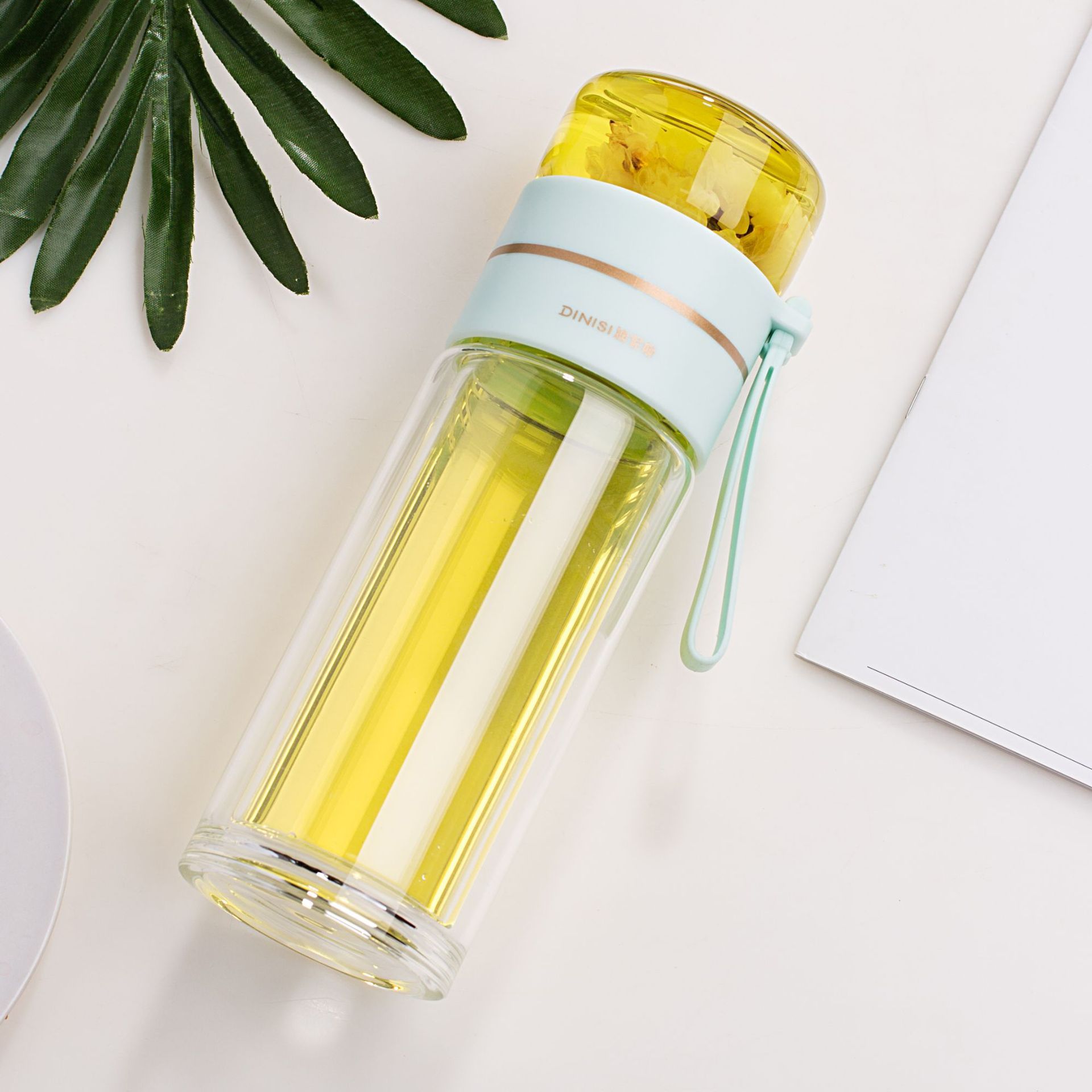 Stay hydrated and enjoy your favorite loose-leaf teas or fruit-infused water with our Glass Water Bottle with Tea Infuser. Crafted from high-quality, BPA-free borosilicate glass, this bottle is both durable and eco-friendly, perfect for daily use at home, work, or on the go. 