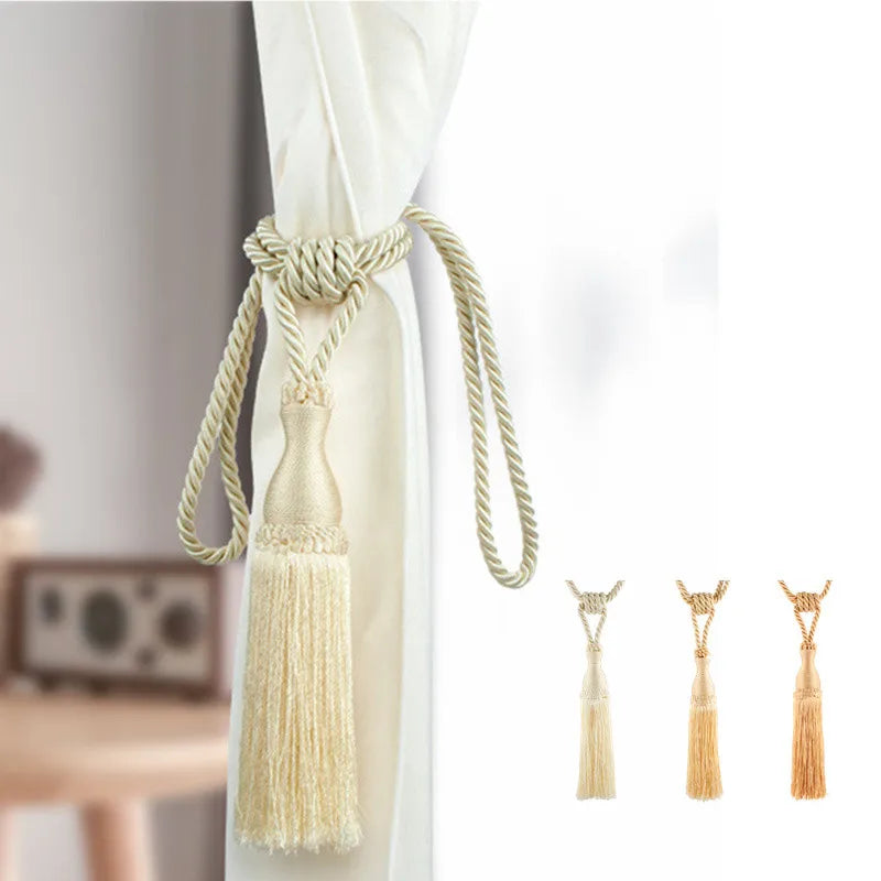 Add a touch of timeless elegance to your home décor with our European Style Curtain Clip Holders. These sophisticated accessories are designed to hold your curtains in place while enhancing the overall aesthetic of your living space. Inspired by classic European design, these clip holders feature intricate detailing and a luxurious finish that effortlessly complements a variety of interior styles, from traditional to modern.